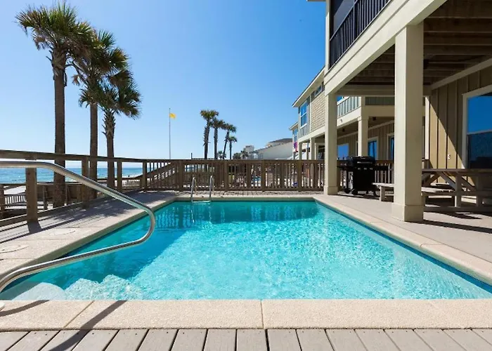 The Pelicans Nest - Beachfront 4 Bdrm 4 And Half Bath Home With Pool And Hot Tub!